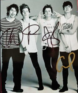 5 SECONDS OF SUMMER BAND signed autographed photo COA Hologram